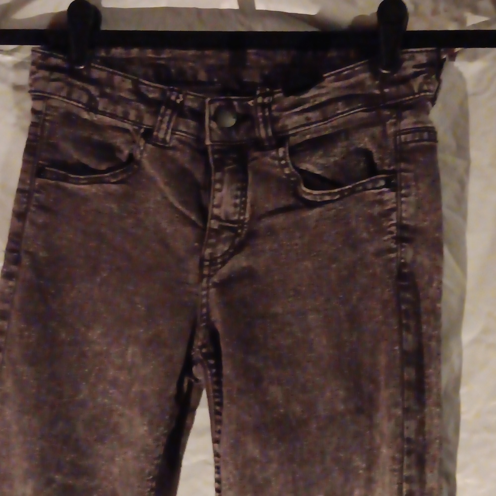 Black acid wash ankle jeans